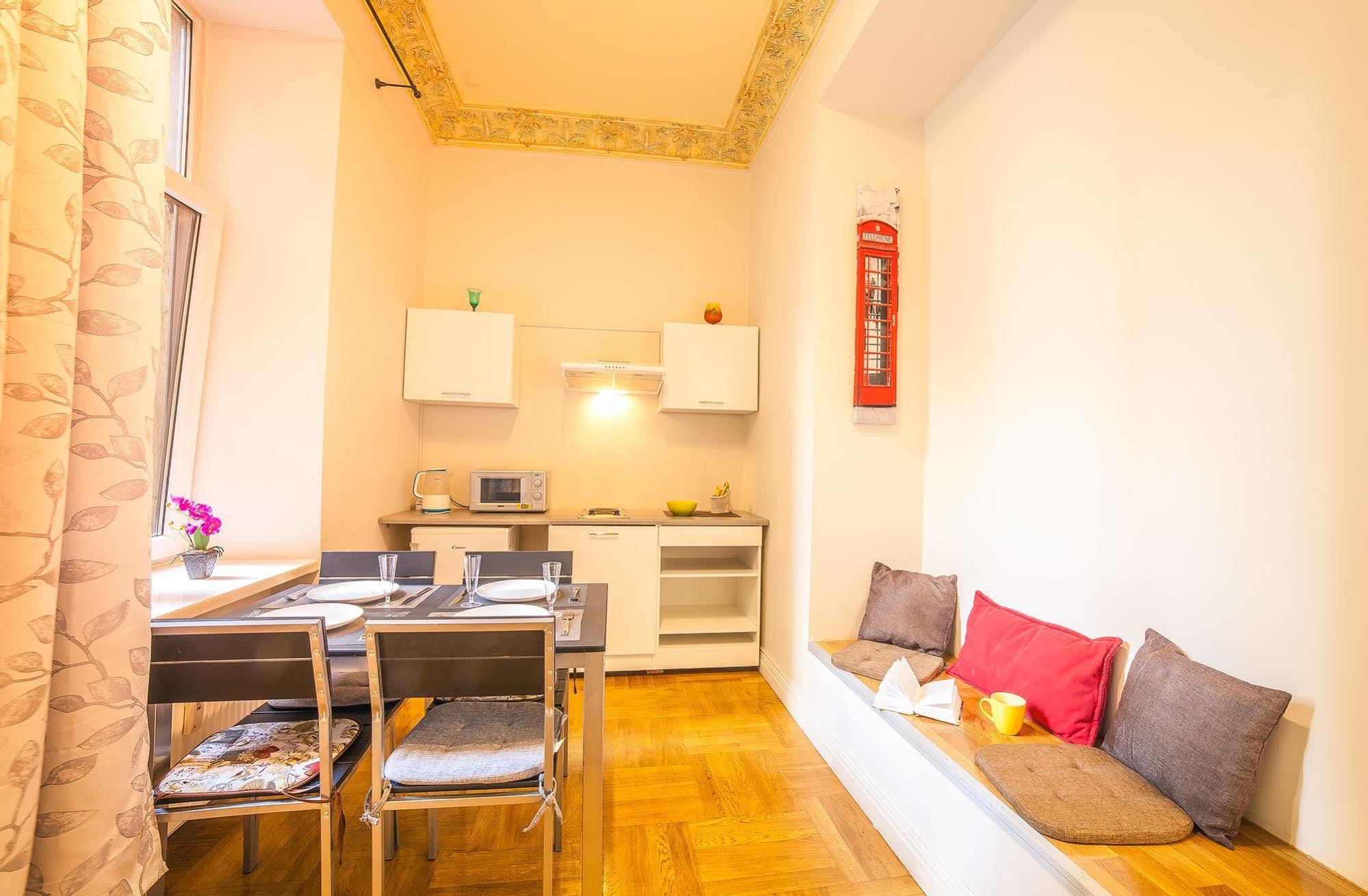 Mosaic Center Apartments รีกา ภายนอก รูปภาพ